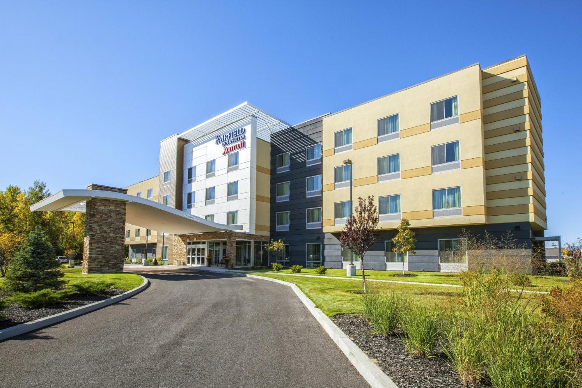 Fairfield Inn & Suites By Marriott Plattsburgh Exterior foto