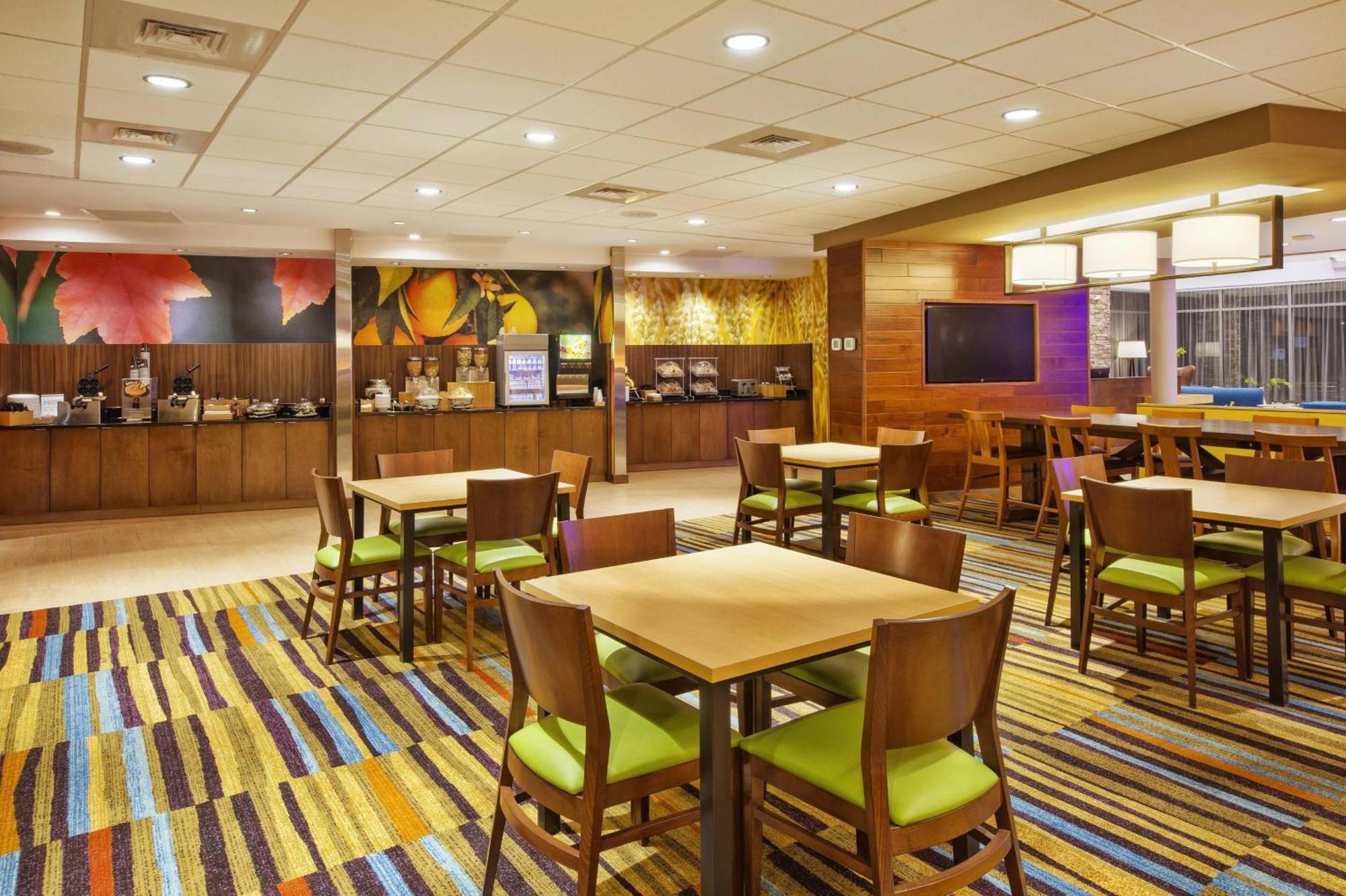 Fairfield Inn & Suites By Marriott Plattsburgh Exterior foto