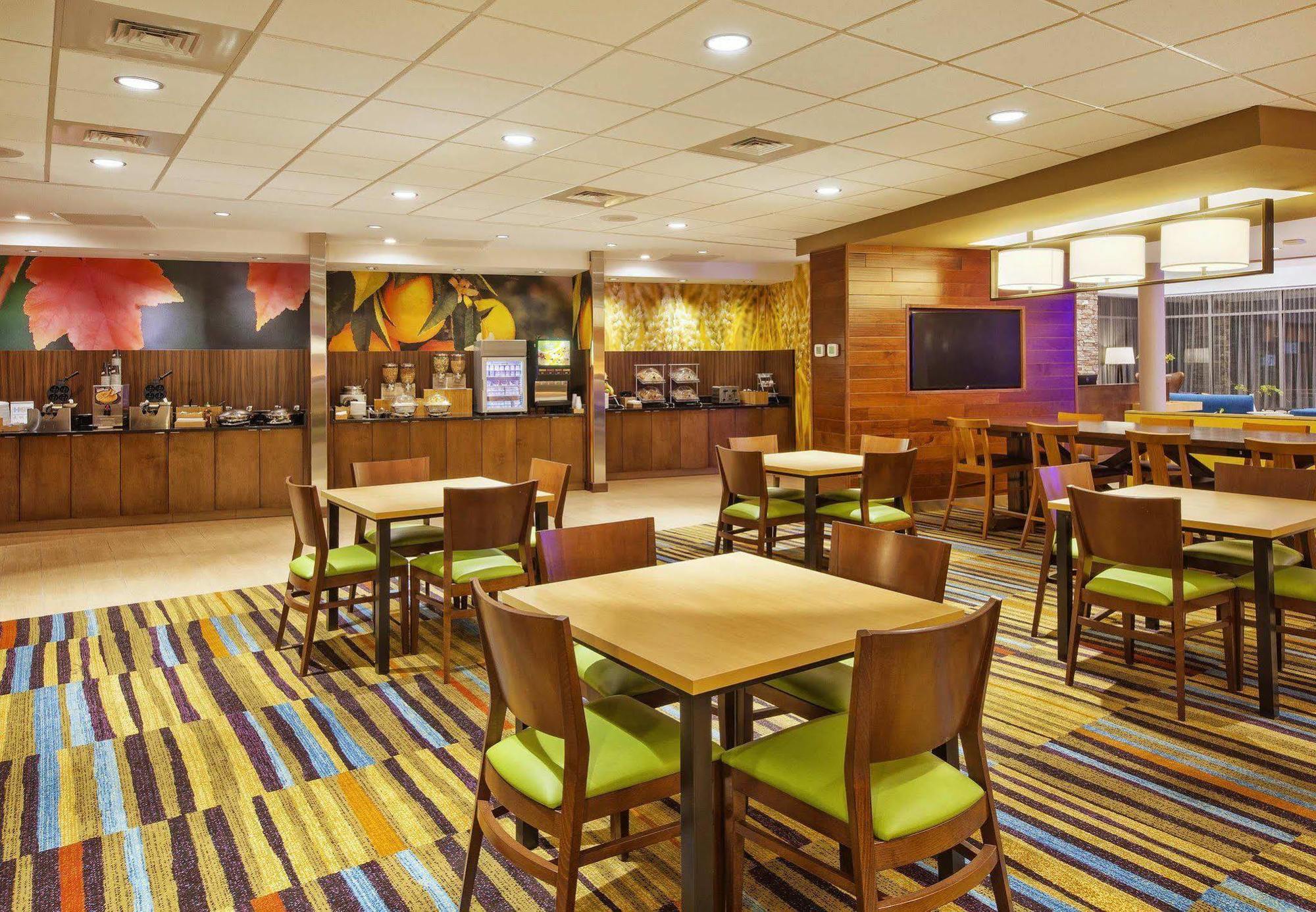 Fairfield Inn & Suites By Marriott Plattsburgh Exterior foto